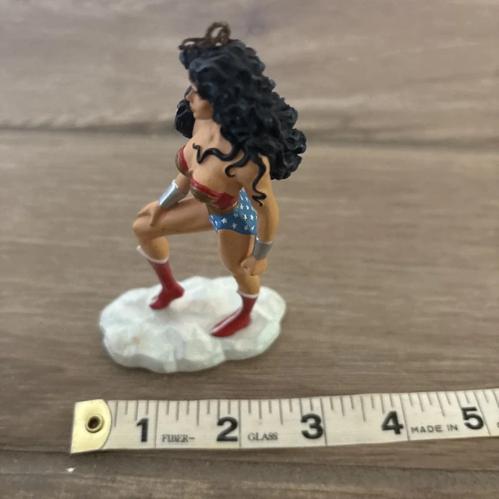 Rare Vintage WONDER WOMAN Modern Era Figure DC Comic Ornament